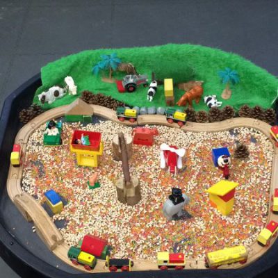 Creating a countryside scene from lentils